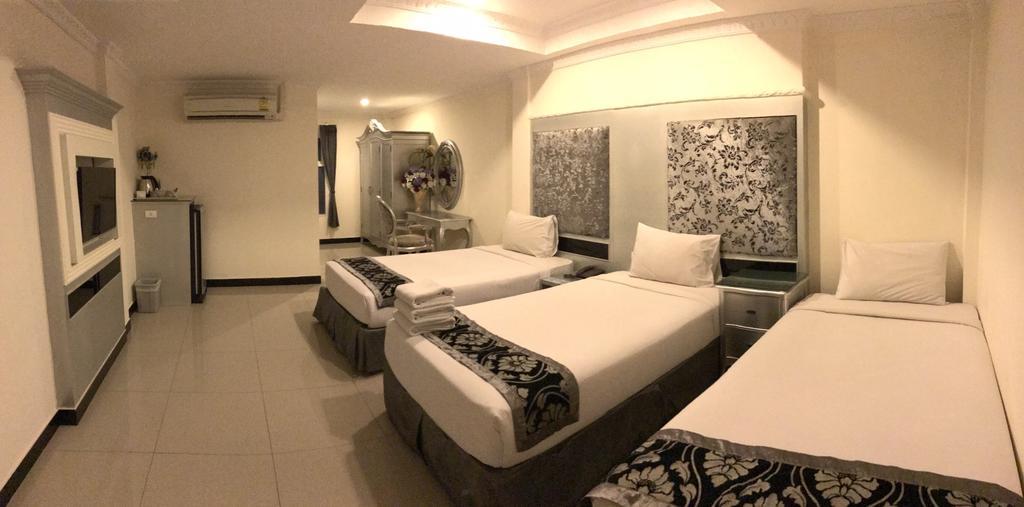 Pattaya International Lodge Bagian luar foto