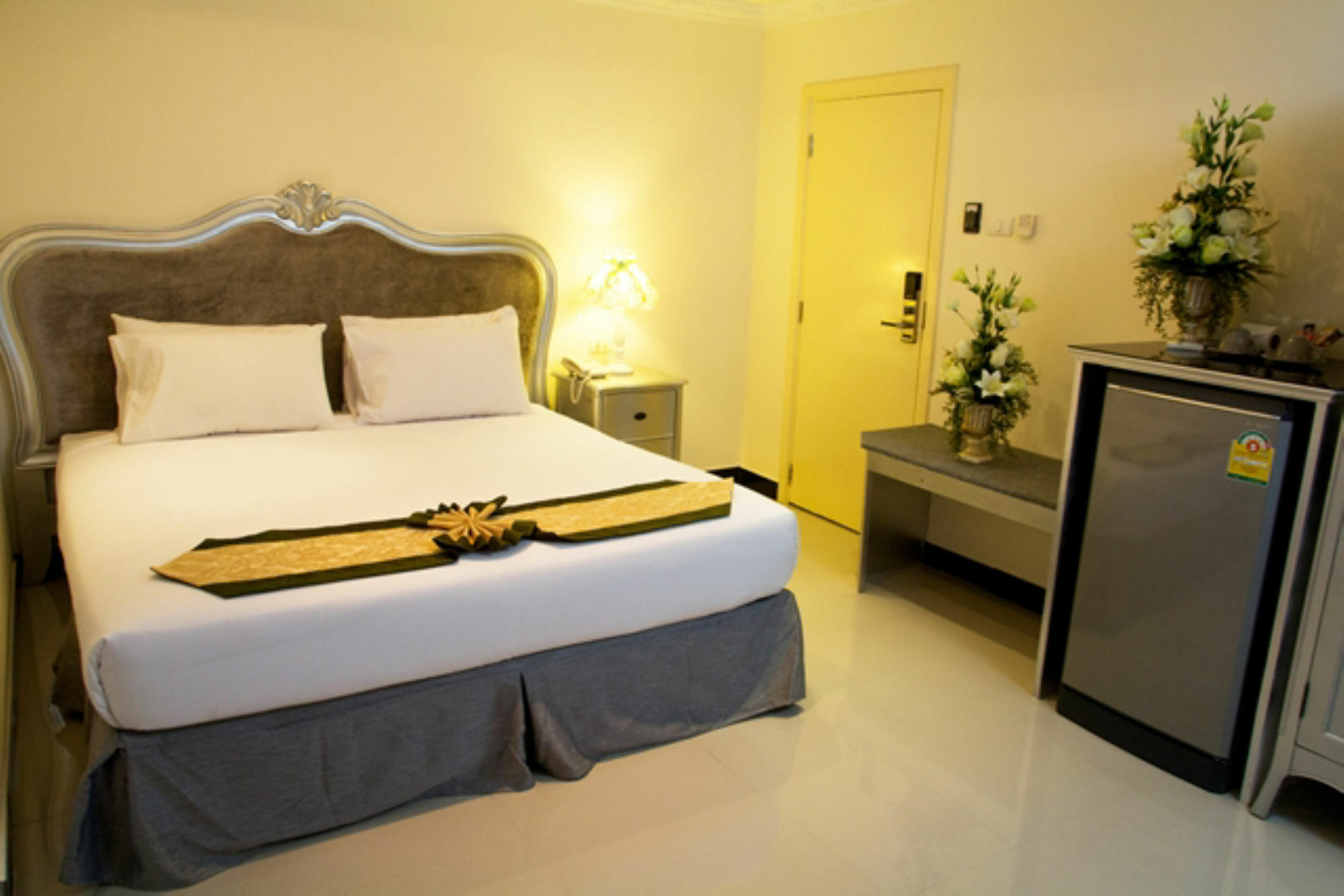 Pattaya International Lodge Bagian luar foto